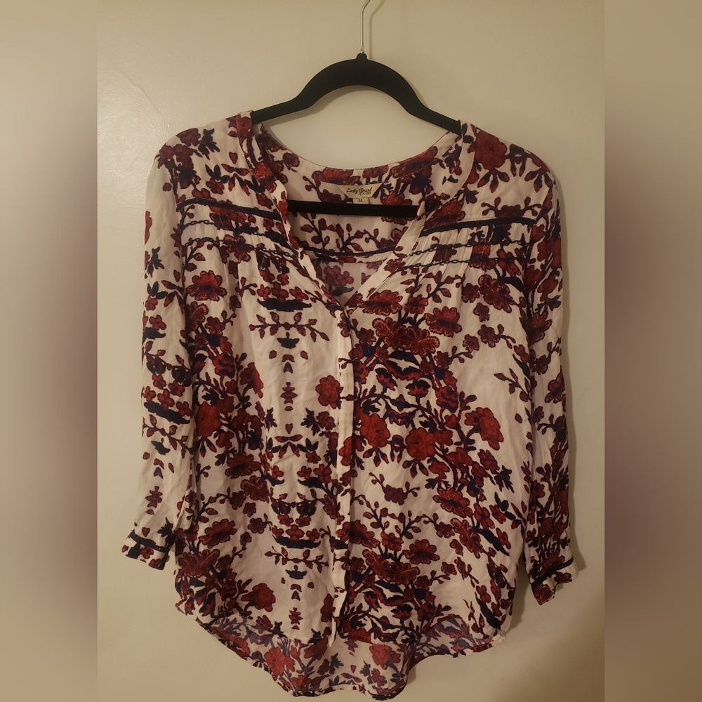 Lucky Brand Women's Blouse - Size Medium - Picture 2 of 6